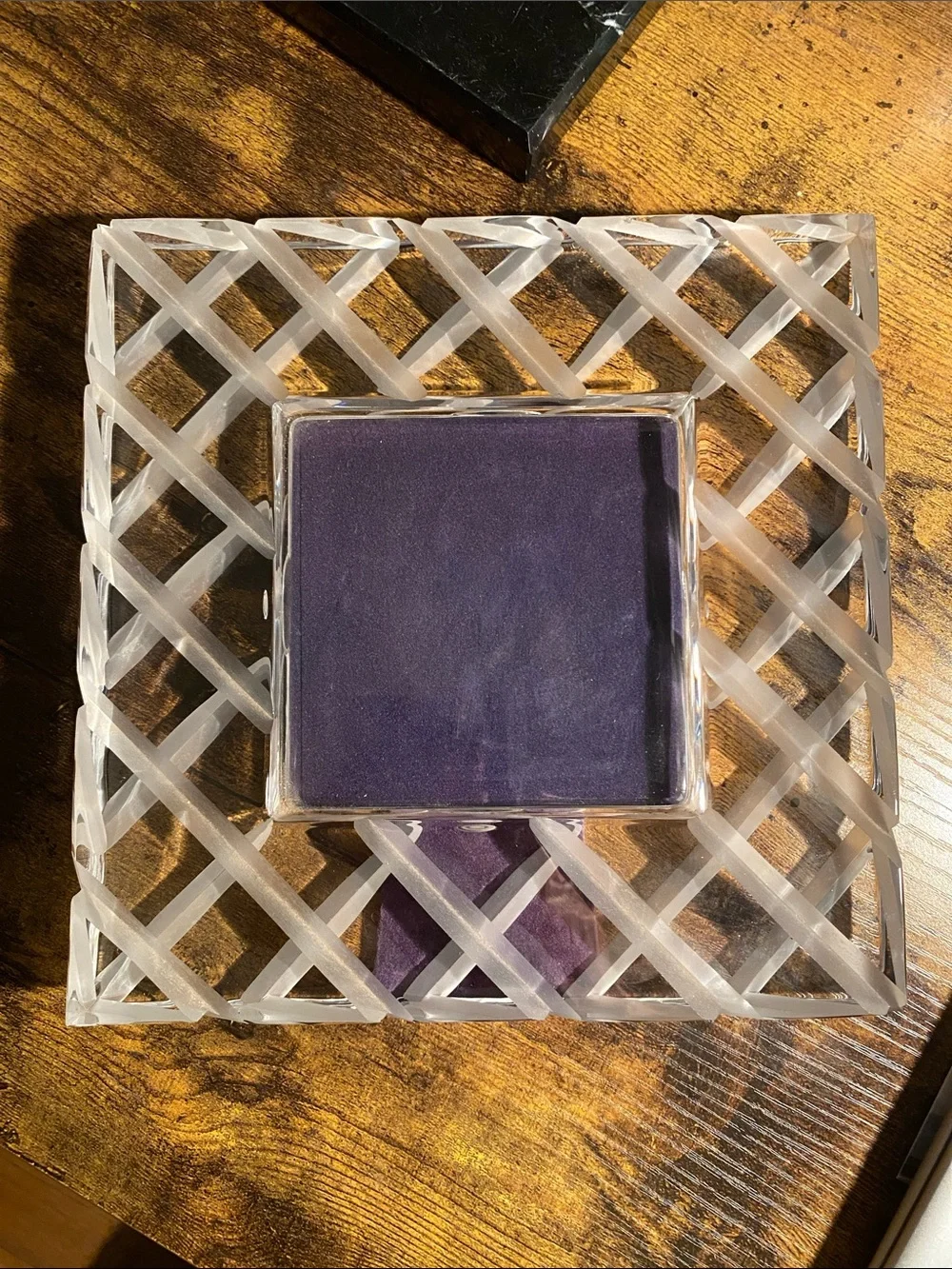 N/A cut frosted